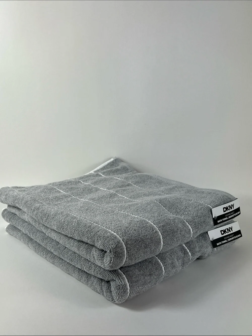 DKNY Bath Towel Set Eco Melange Light Gray White Soft Cotton Set of 2 NEW